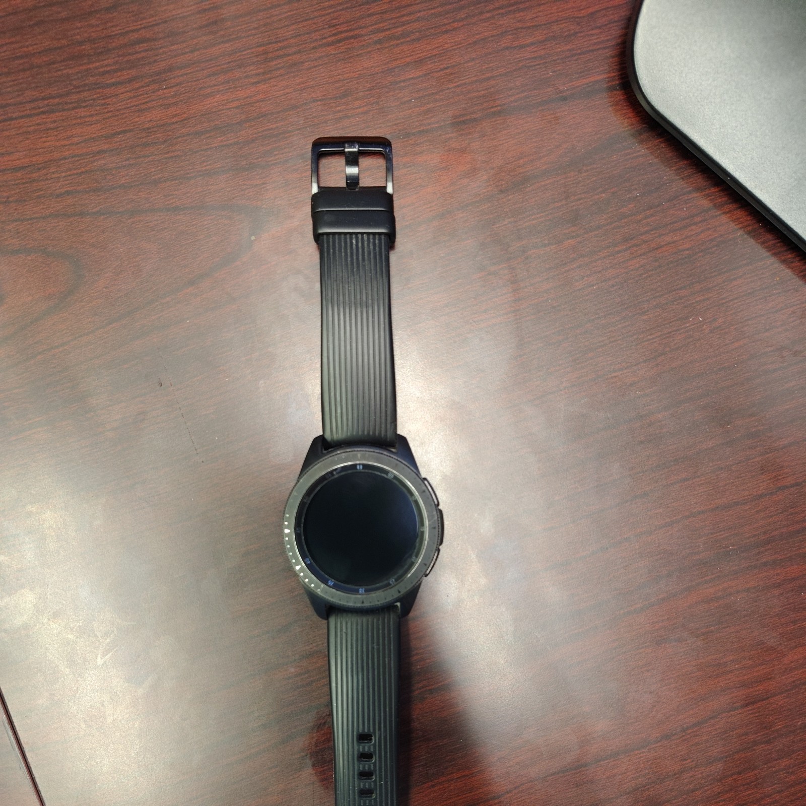 Original Samsung Galaxy Watch (1st Gen) – Screen Intact – Untested