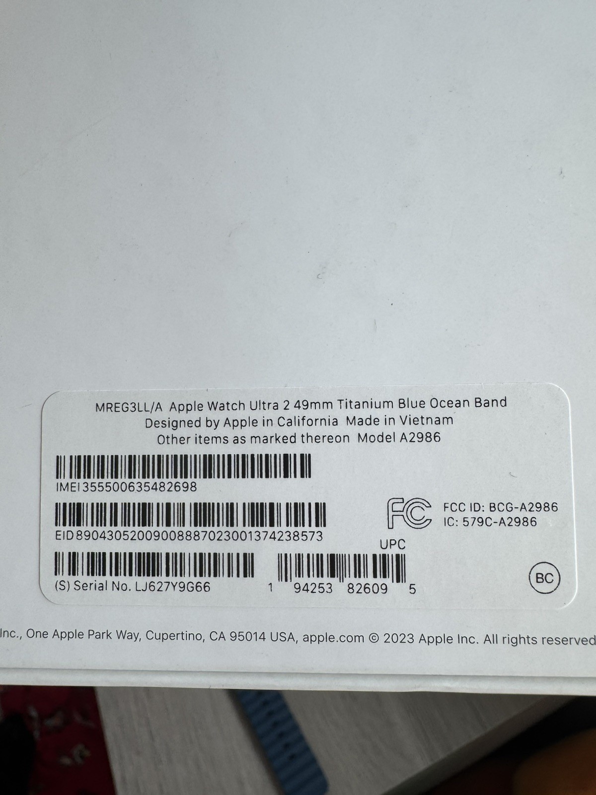 Apple Watch Ultra 2 49mm Cellular Titanium w/ Blue Ocean Band