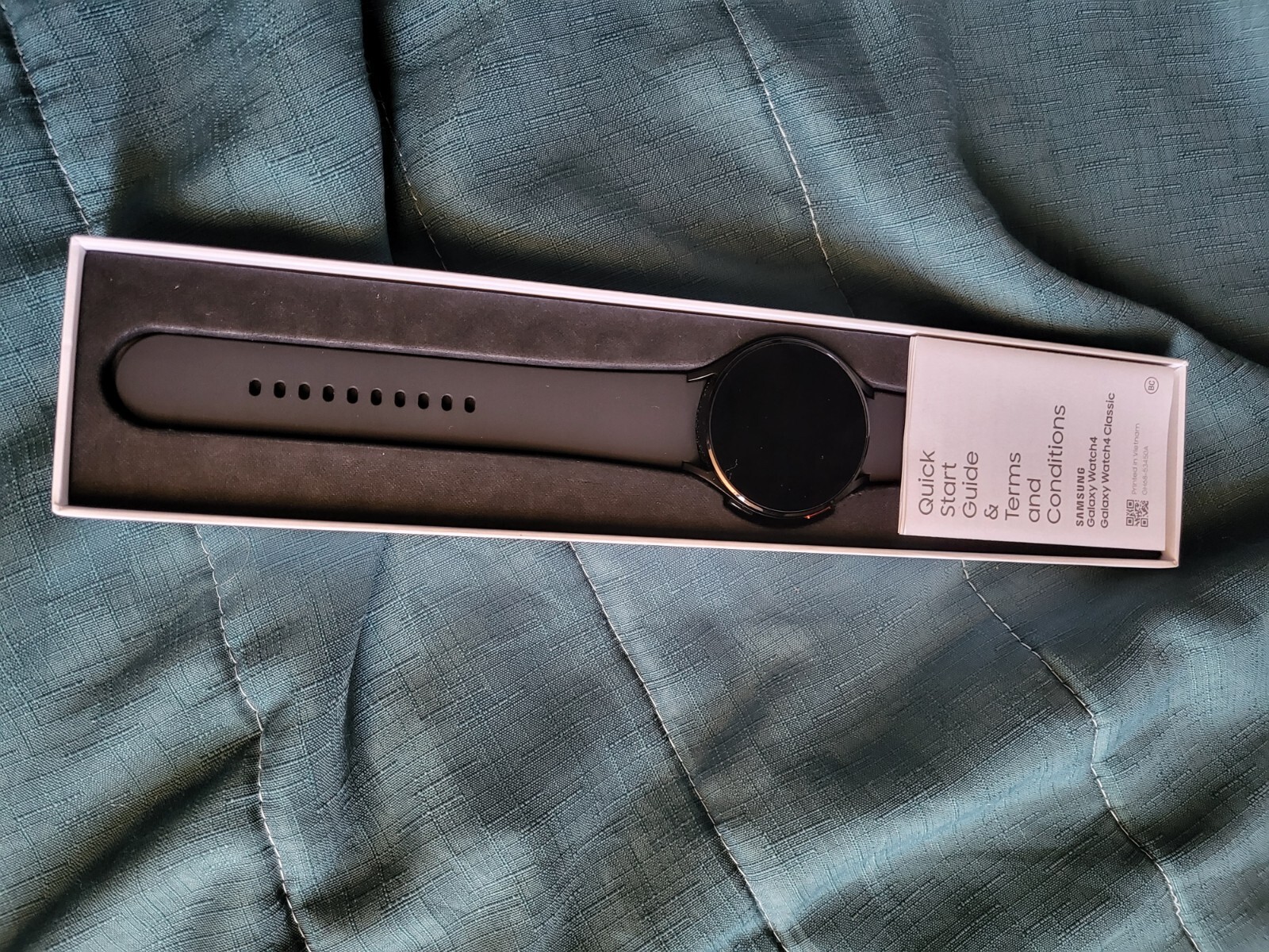 Samsung Galaxy Watch4 SM-R860 40mm Aluminum Case with Sport Band – Black…