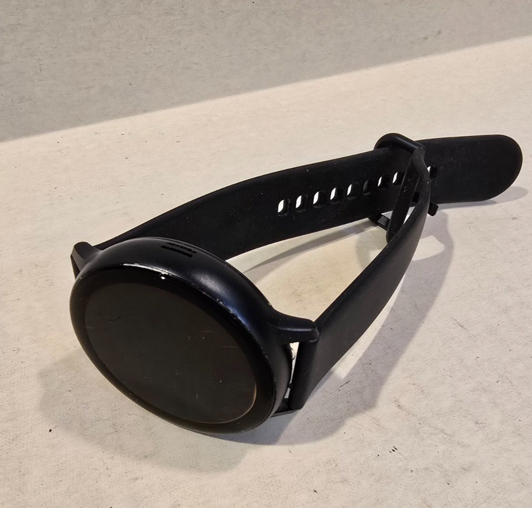 Samsung Galaxy Watch Active 2 Model SM-R820 Heart Rate Water Resistant Untested