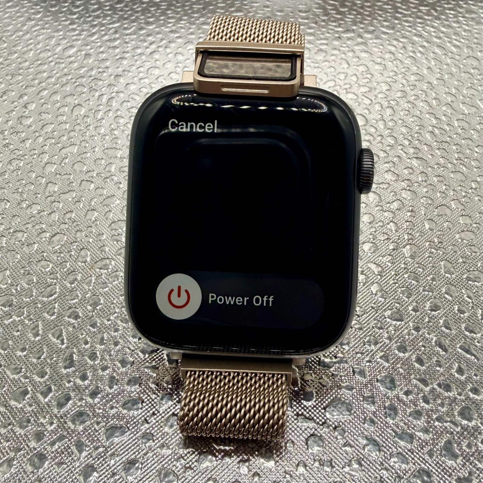 Apple Watch Series 4 GPS 44MM Space Gray Aluminum Case w/ Metal Band Model A1978