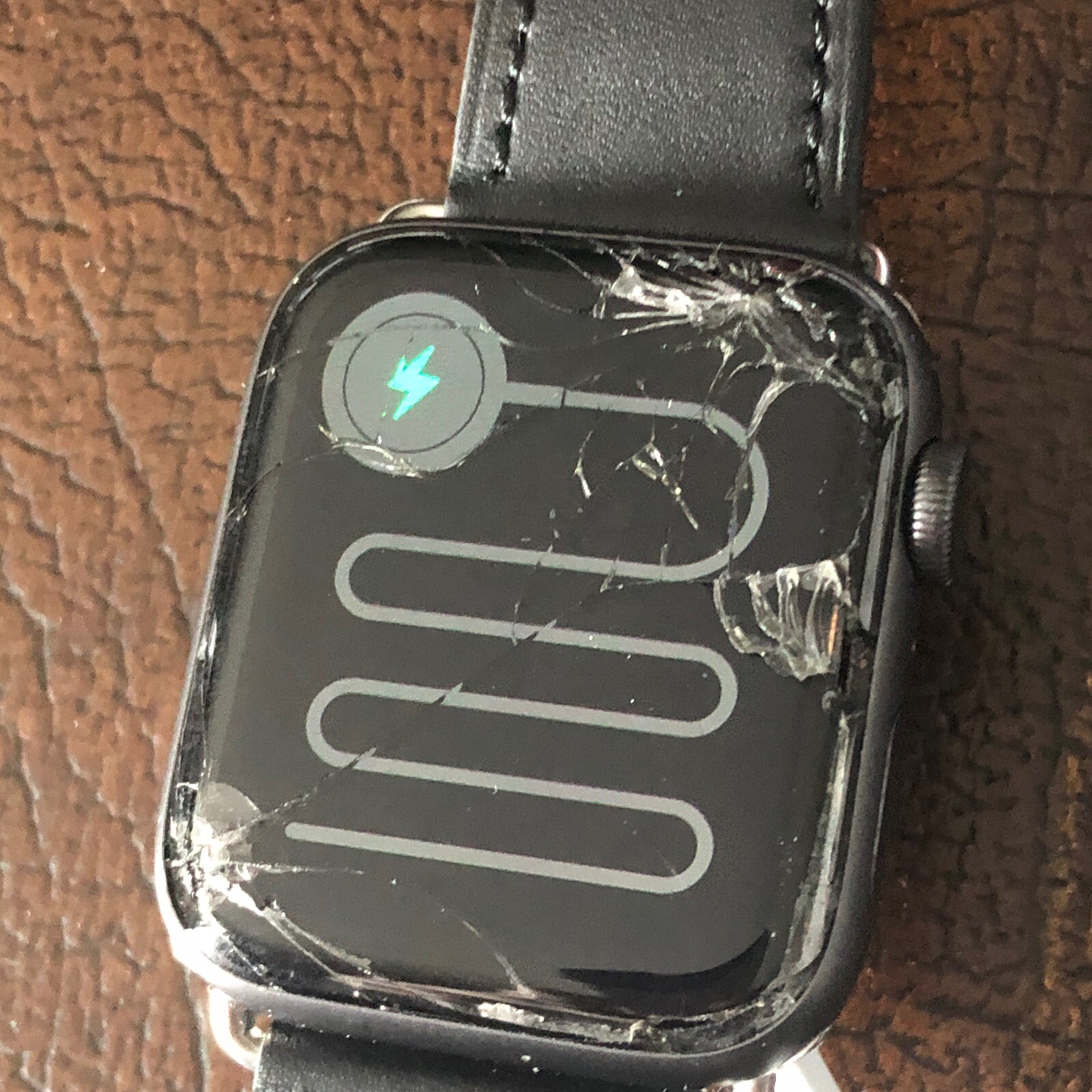 Apple Watch Series 4 44mm Space Gray GPS with Cracked Screen