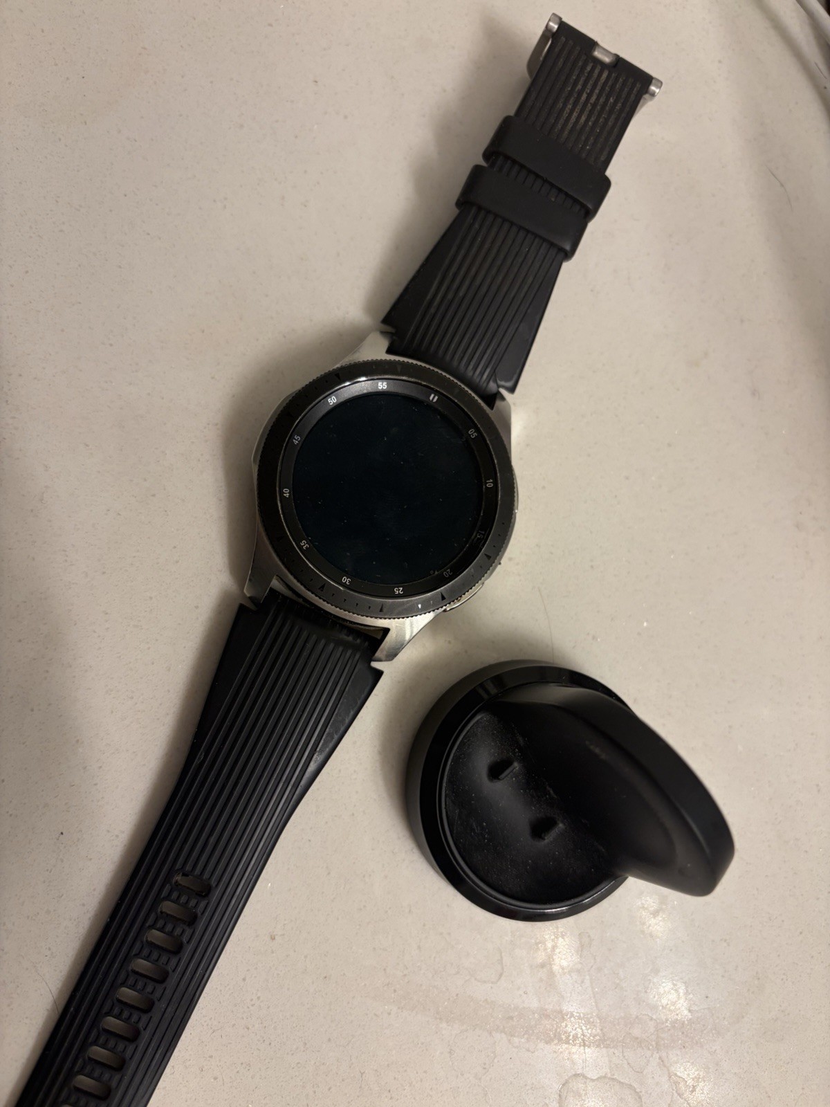 Samsung Galaxy Watch 46mm LTE SM-R805U Silver Black Band