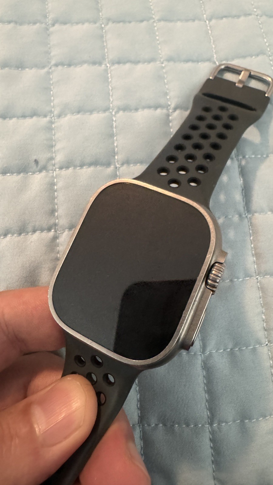 Apple Watch Ultra 49mm GPS+Cellular 32GB Silver Titanium MNHC3LL Gen 1 + 3 bands