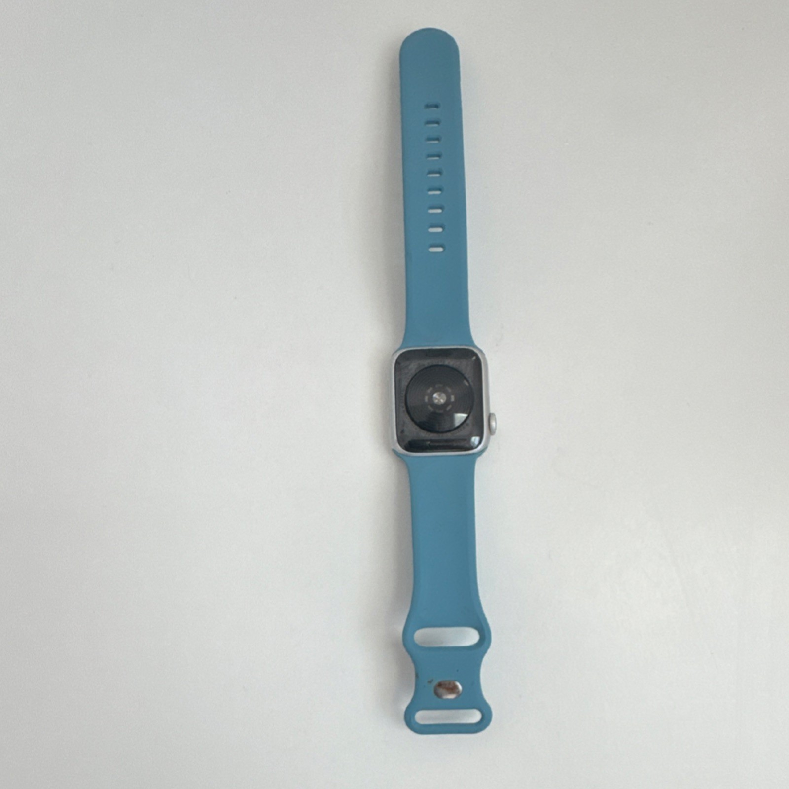 Apple Watch 44mm Silver Aluminum Case Blue Silicone Band Heart Rate Sensor iOS