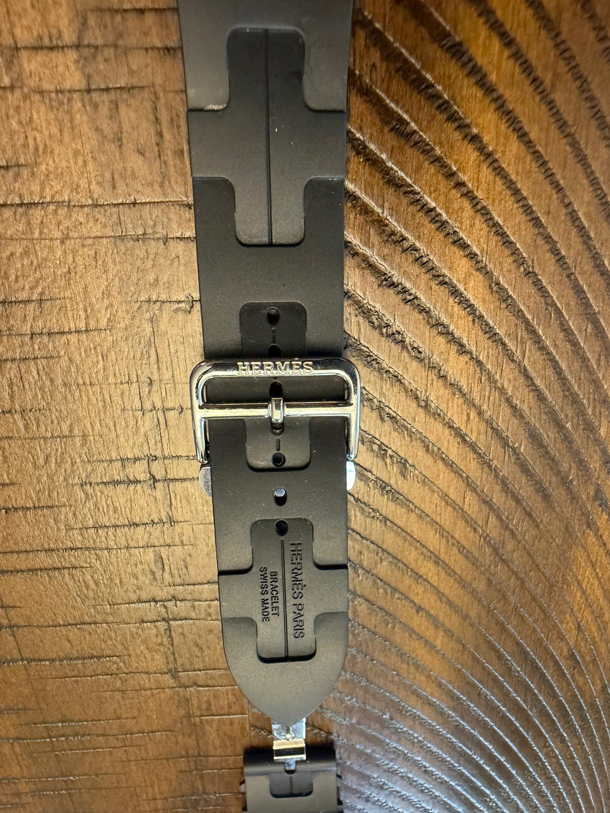 Apple Watch Series 11 GPS + Cellular, 46mm Natural Titanium Case and Hermes band