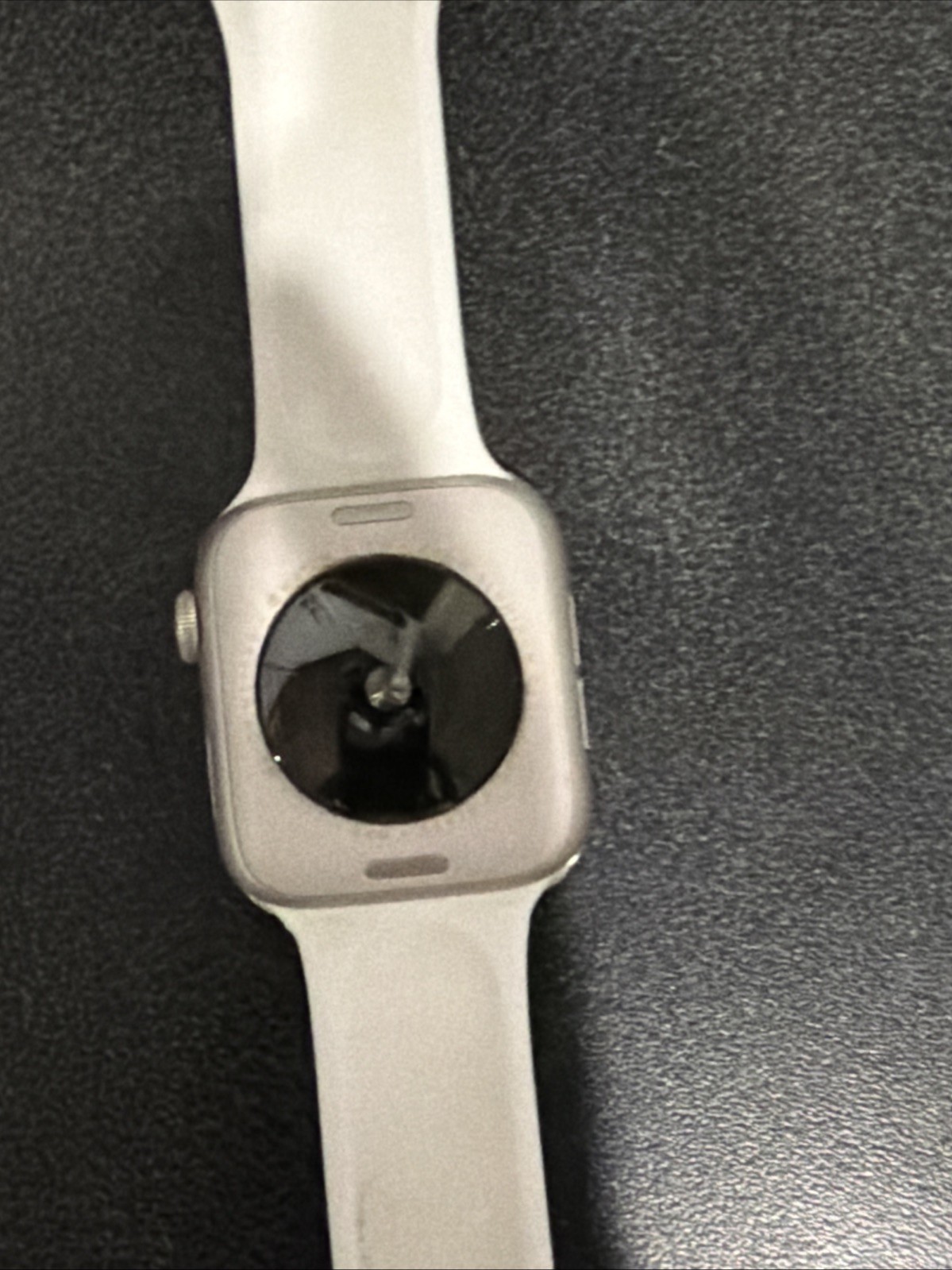 Apple Watch SE 44mm Starlight Aluminum Case with Starlight Sport Band