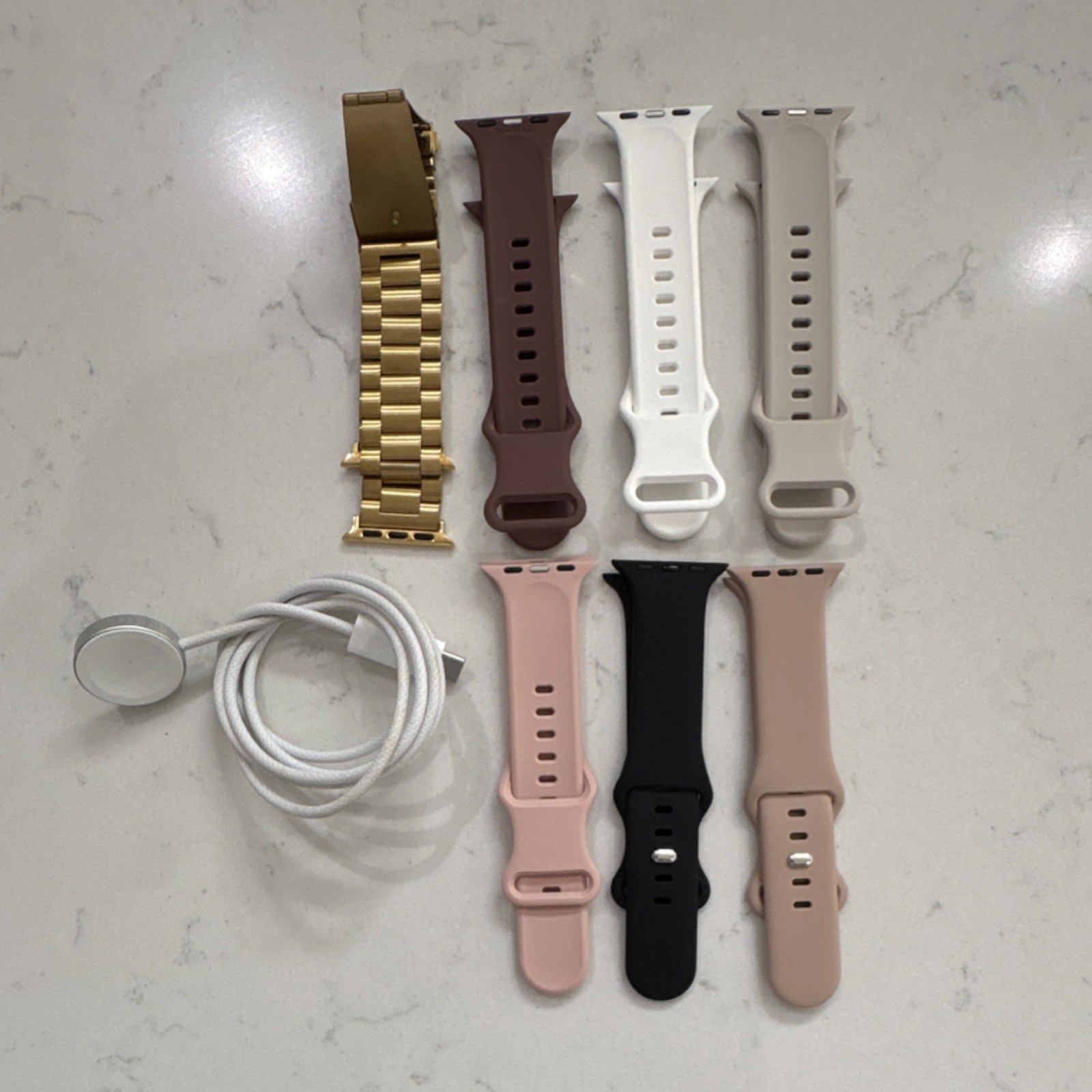 Apple Watch Series 10 46mm Jet Black Aluminum Case Silicone Band w/ Extra Bands