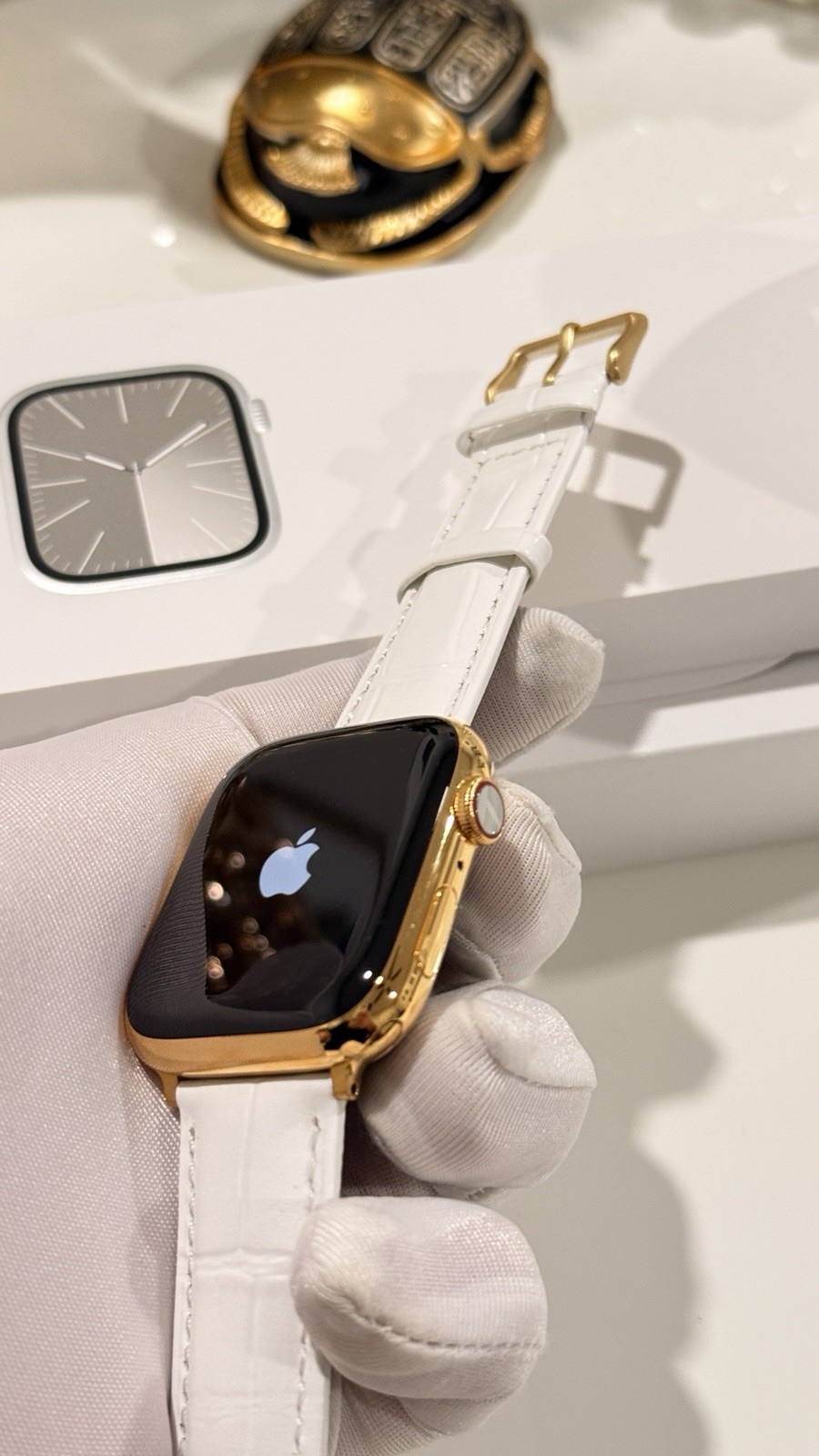 24K Gold Plated 45MM Apple Watch SERIES 9 Stainless Steel White Leather GPS LTE