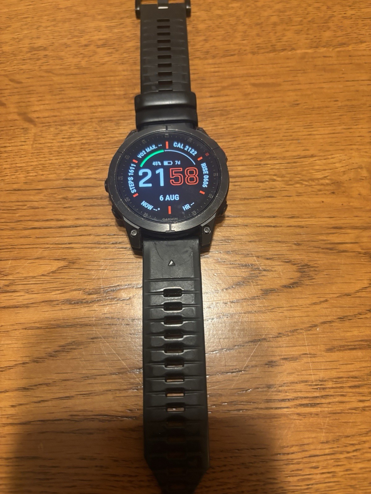 Garmin epix GPS Heart Rate 47mm Titanium Black Case, Black Silicone Band 32GB