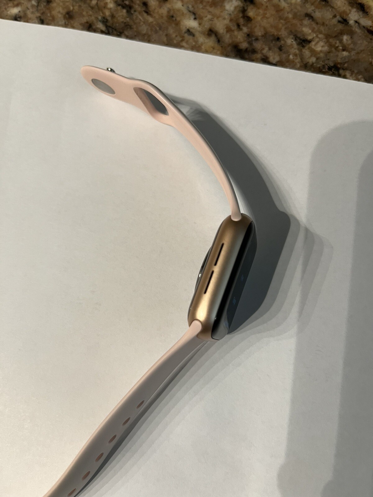 Apple Watch Series 5 40mm Rose Gold With Charging Chord And Extra Bands