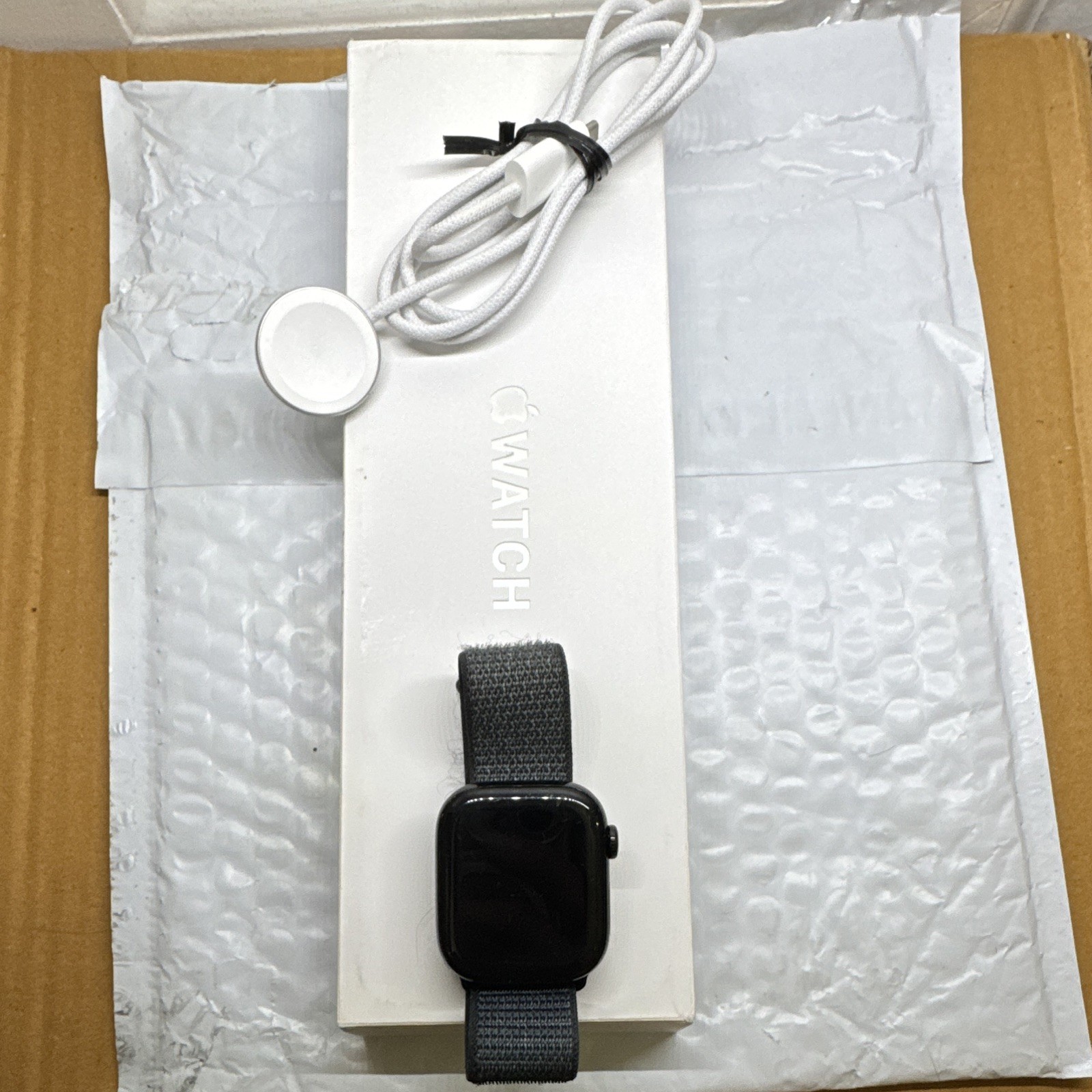Apple Watch Series 10 42mm Black Aluminum GPS 64GB Gray Nylon Band