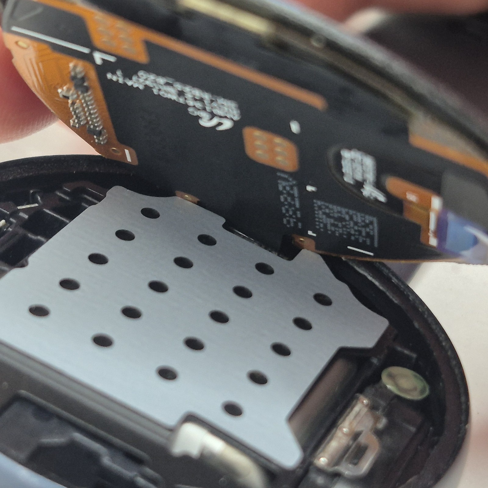 Samsung Galaxy Watch Active 2 SM-R820 40mm *For Parts Only* READ