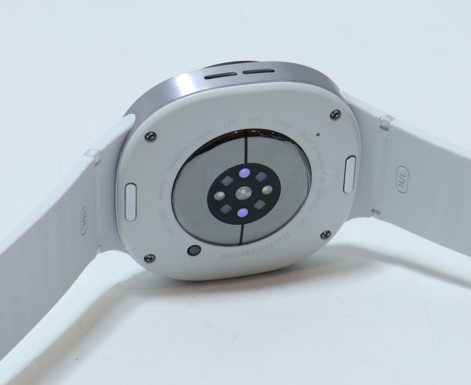 Samsung Galaxy Watch 8 44mm Aluminum (Bluetooth + WiFi + LTE) SM-L335U Silver
