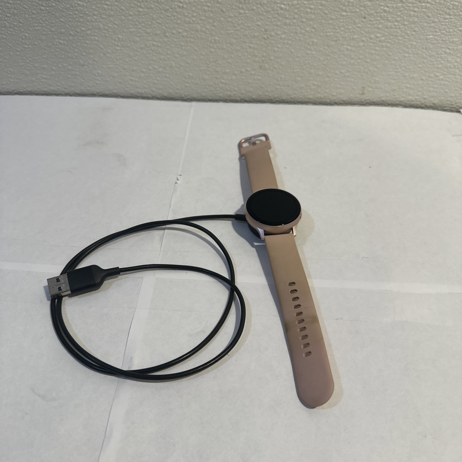 Samsung Galaxy Watch Active 2 SM-R830 40mm Aluminum Case with Sport Band Tested