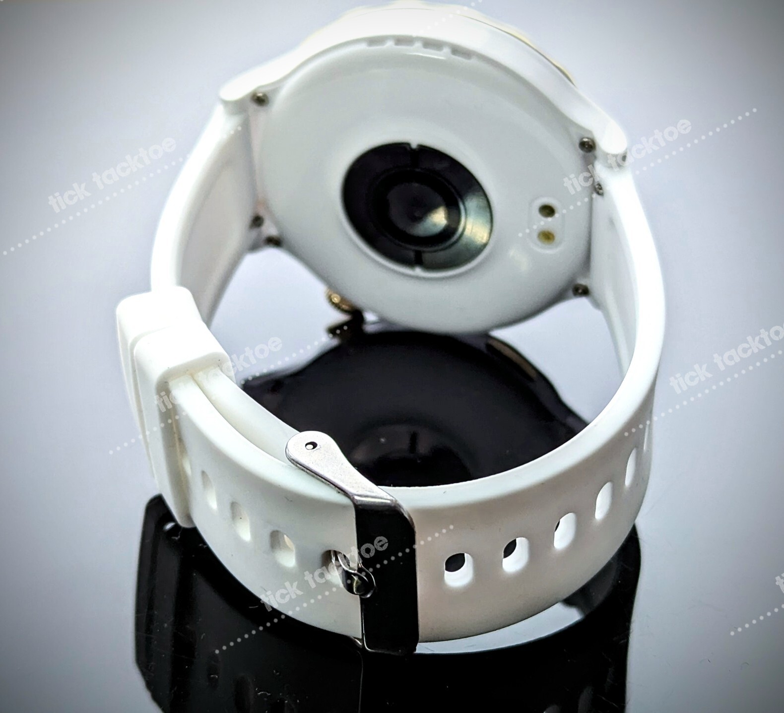 Heart Rate SmartWatch Connect Smartphone Built In Microphone Speaker Touchscreen