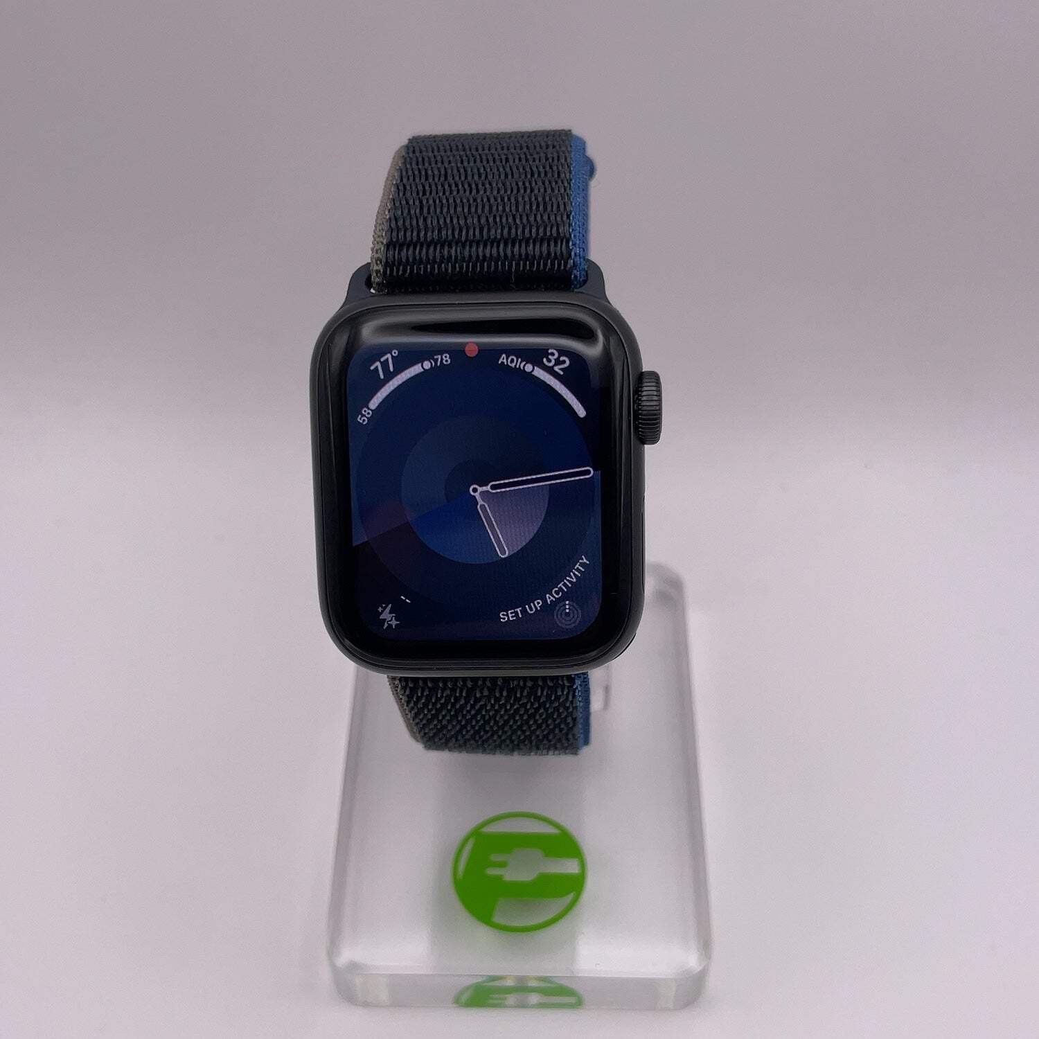 Unlocked Apple Watch SE 1st Gen 40MM Space Gray Aluminum Aftermarket Band
