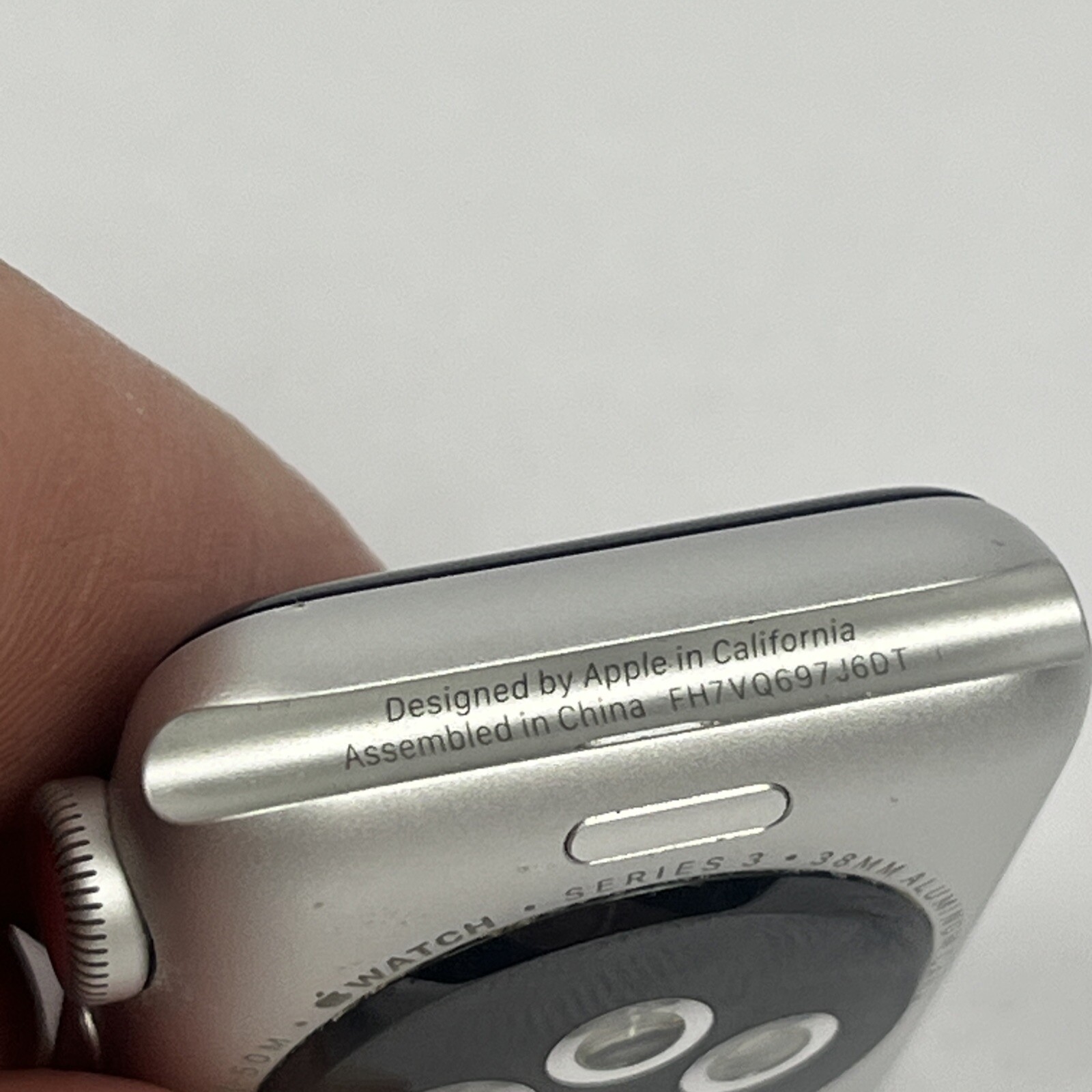 Apple Watch Series 3 38mm Aluminium Case – Silver *No Power*