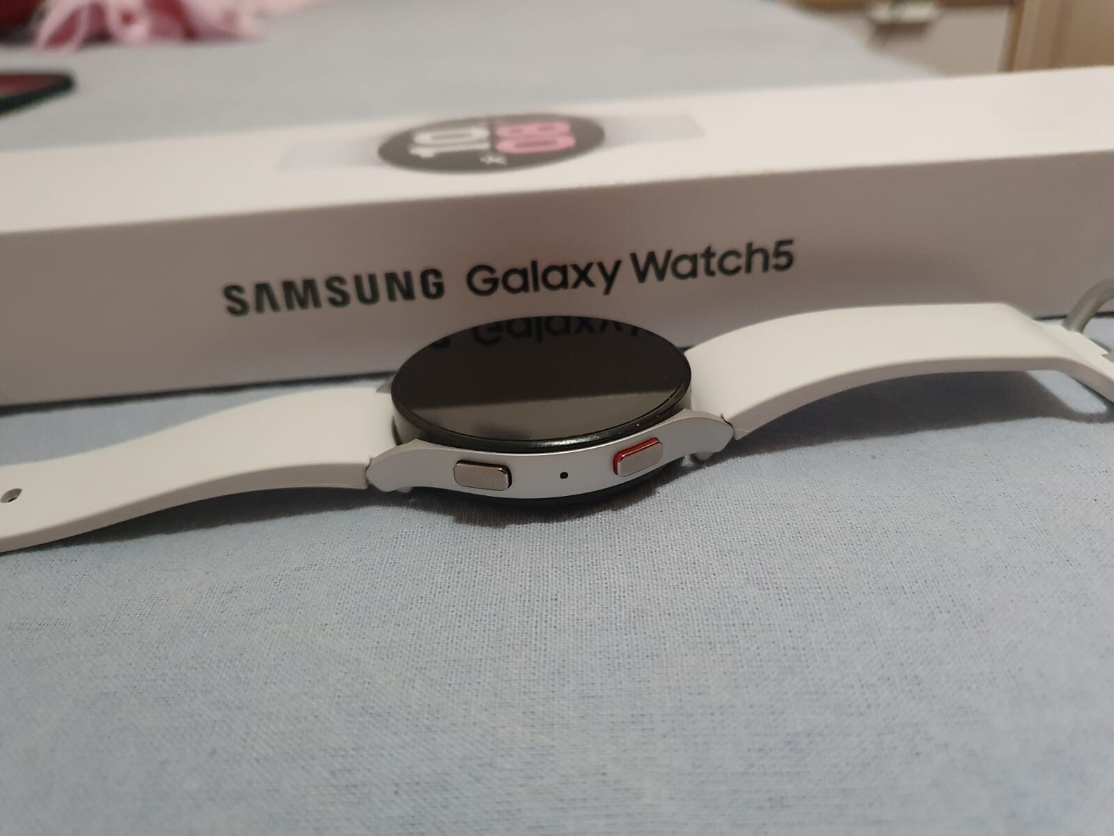 Samsung Galaxy Watch5 44mm Aluminum Case White Band Smartwatch SM-R910NZSAXAA