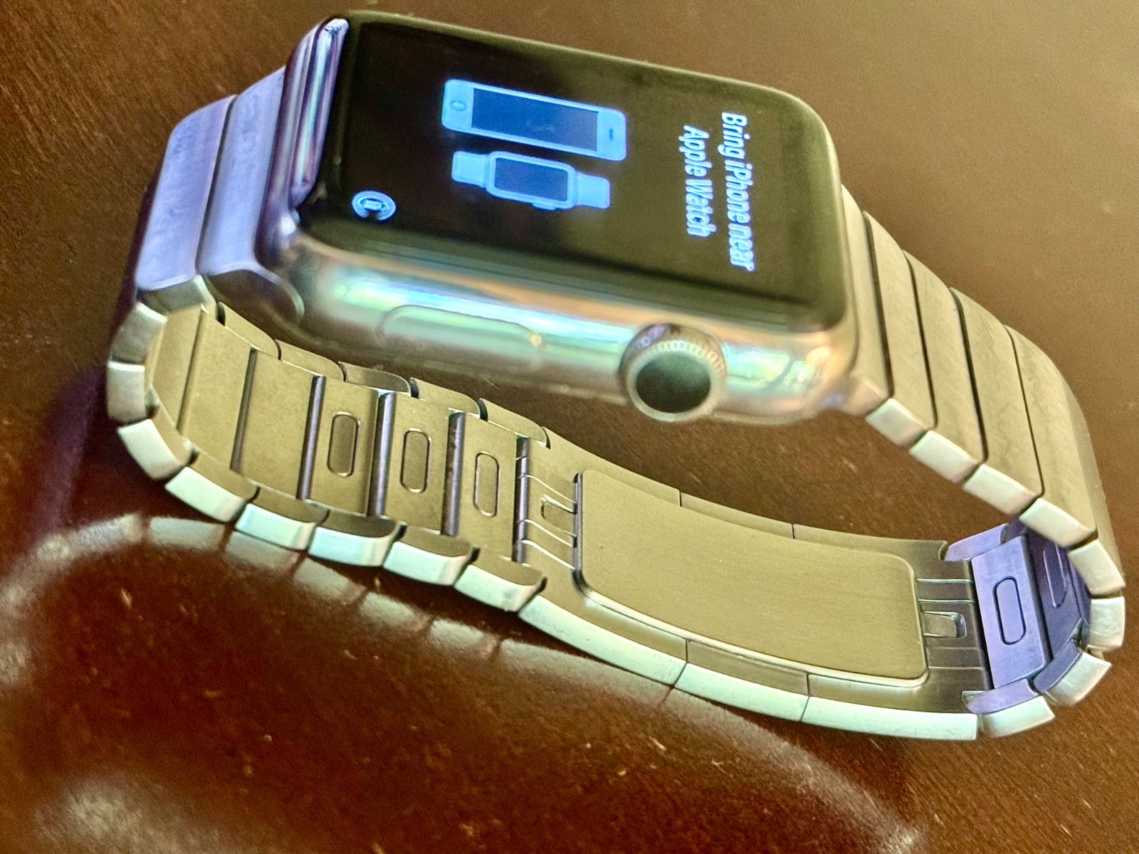ORIGINAL 1st Generation Series 0 – 42mm Stainless Steel Apple Watch Model A1554