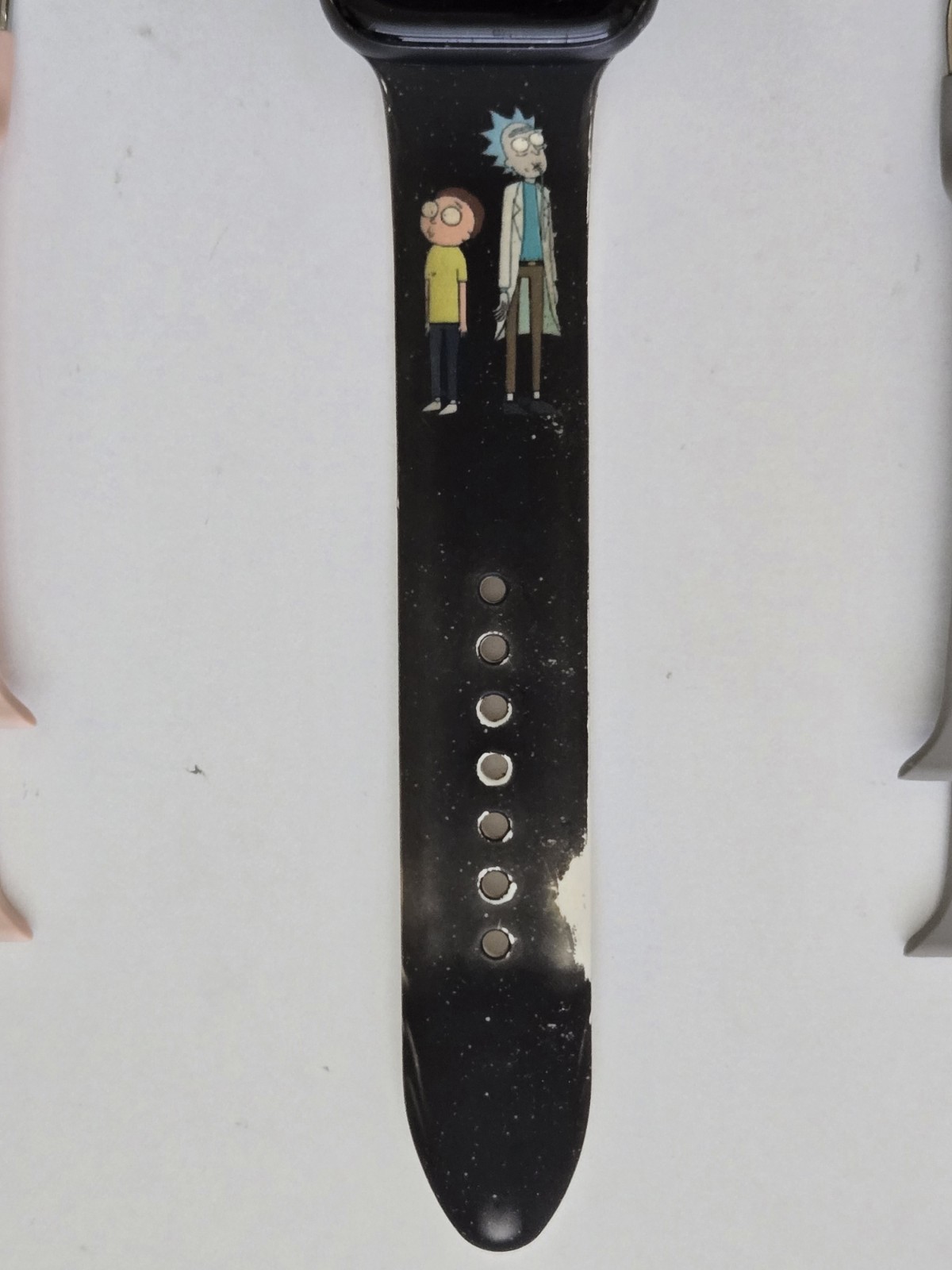 Apple Watch SE Nike 44mm GPS Rick & Morty Band + 4 Additional Bands LOCKED