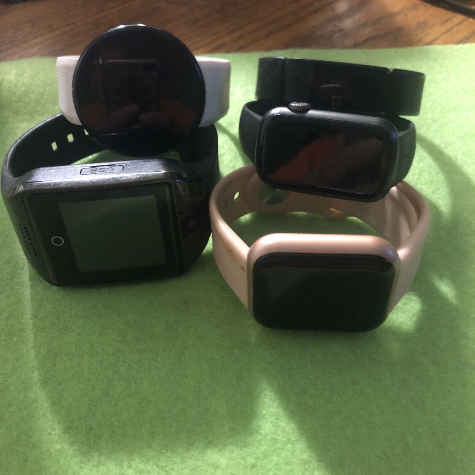 5 Smart Watches-REPAIR PARTS- No Chargers Or Cords