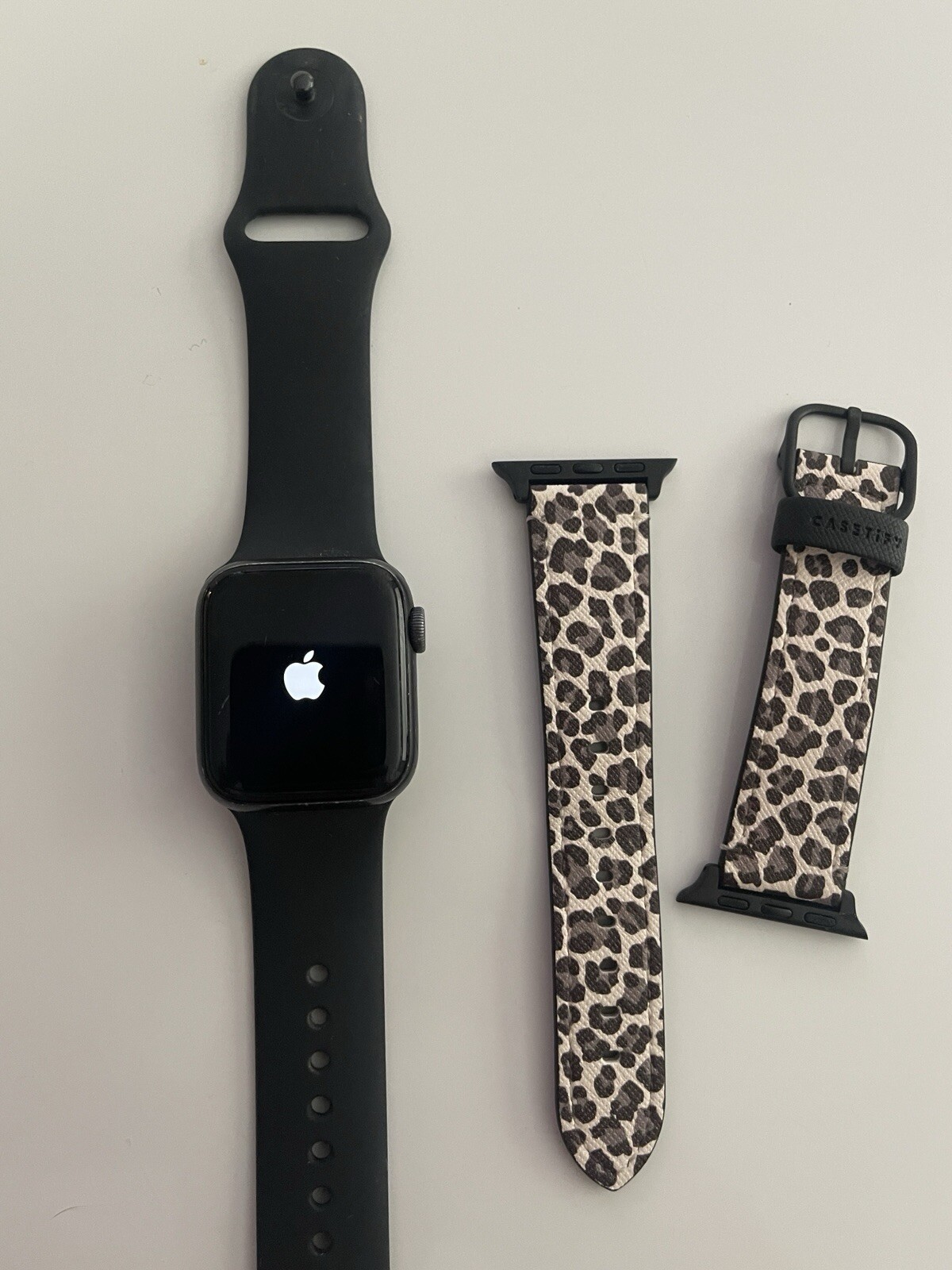 Apple Watch Series 5 40mm Space Gray Aluminium Case with Black Sport Band – S/M
