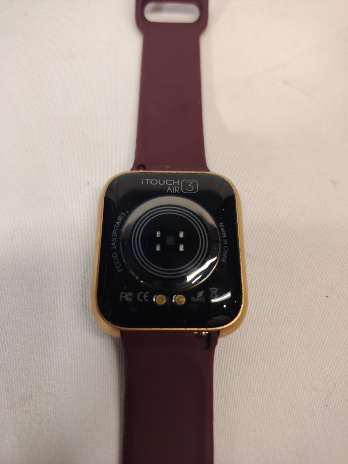iTouch Air 3 Smartwatch With Charging Stand