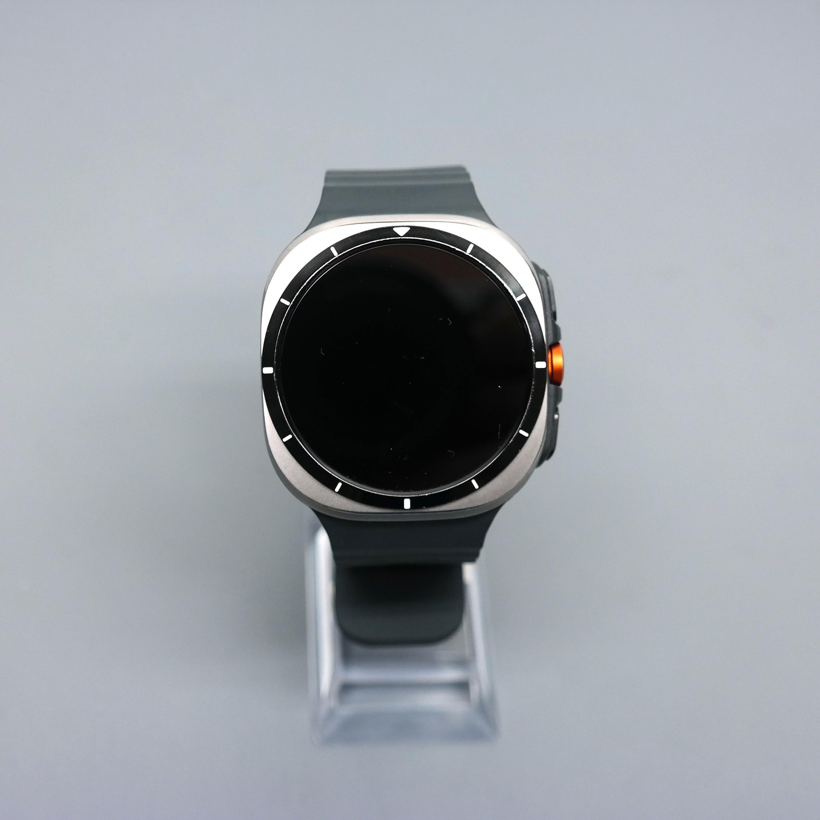 Samsung Galaxy Watch Ultra SM-L705U Smartwatch 47mm LTE – Titanium Silver