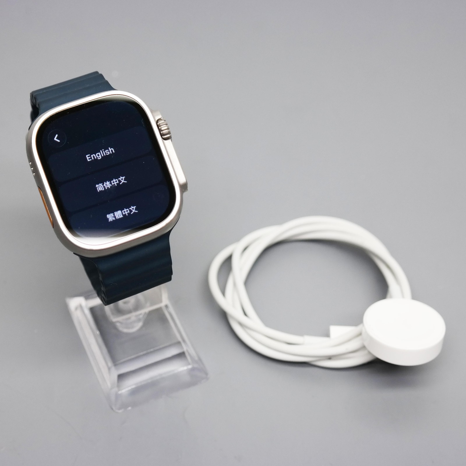 Apple Watch Ultra 2 GPS+CELL 49mm Titanium Case Blue Band MREG3LL/A