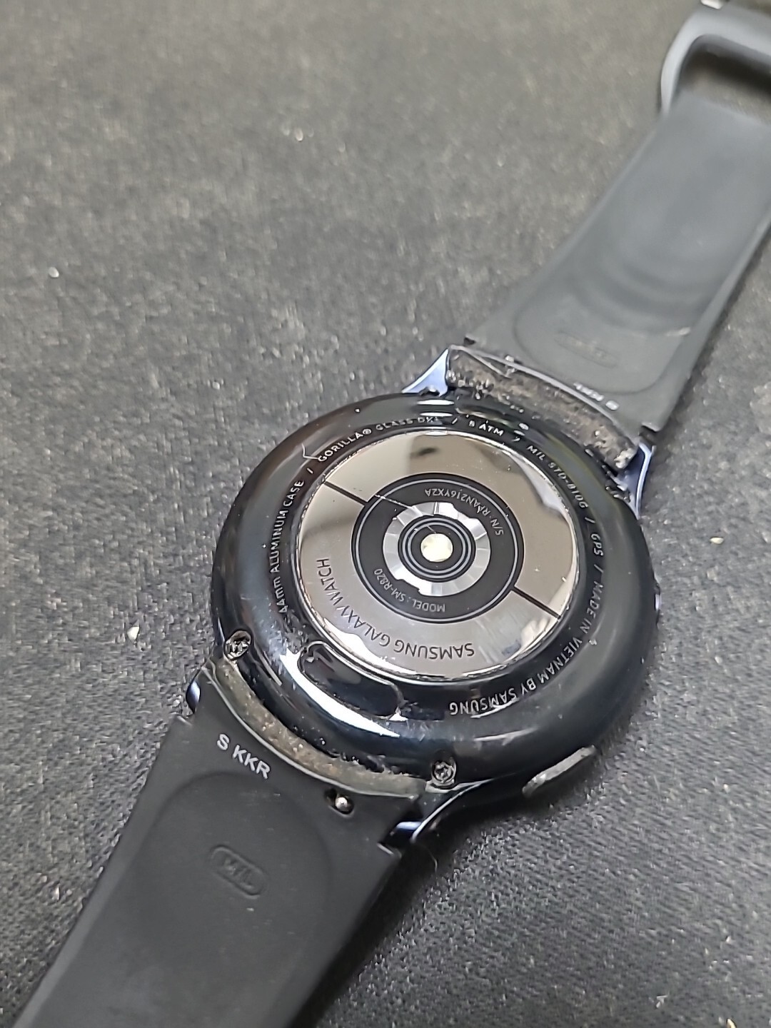 OEM Samsung Galaxy Watch MIL-STD-810G 44mm GPS LTE 20mm Black Strap – Active 2