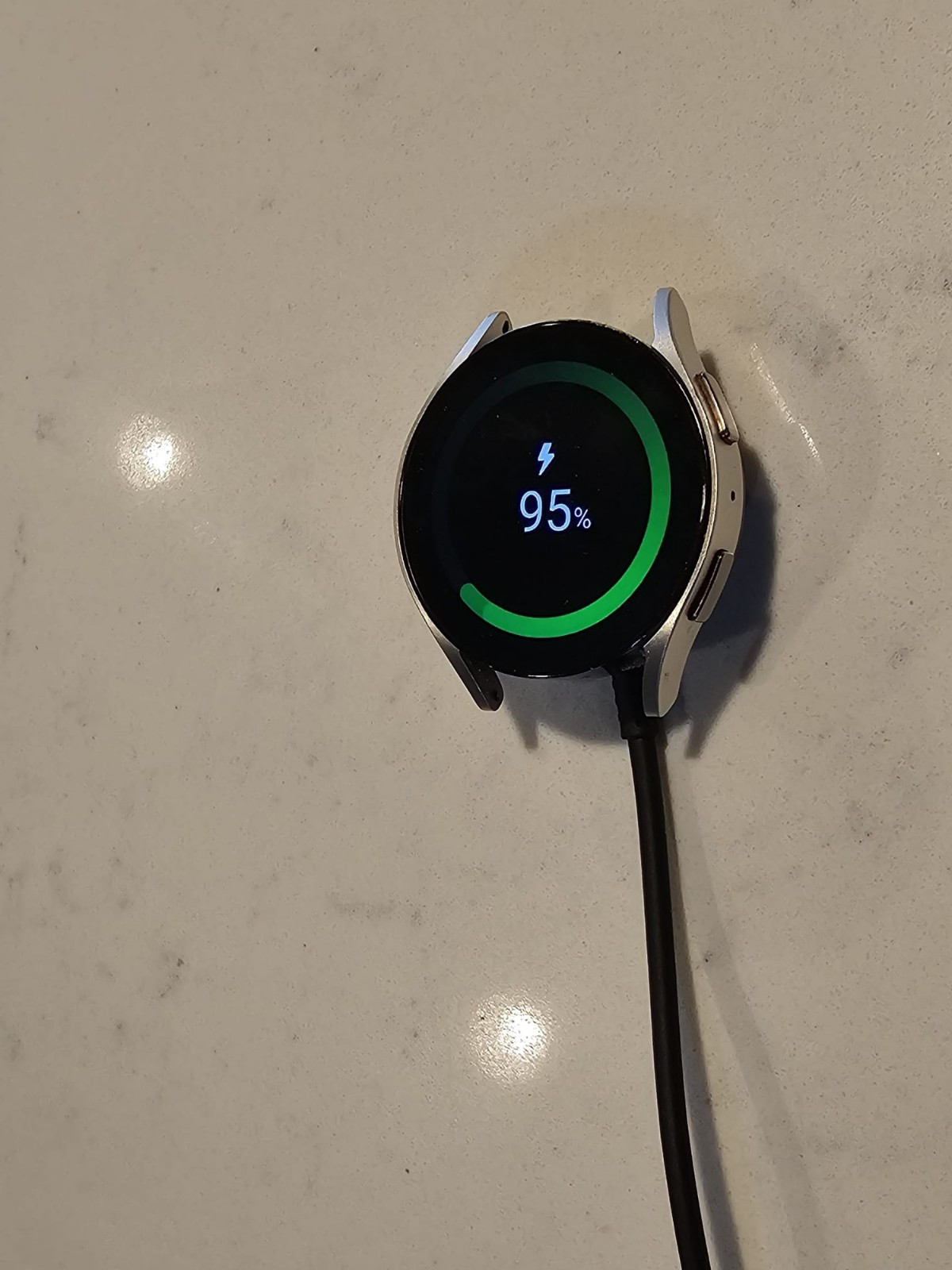 Samsung Galaxy Watch6 Sm-r930 – 40MM – GPS 16GB – Fitness Tracker – Very Good