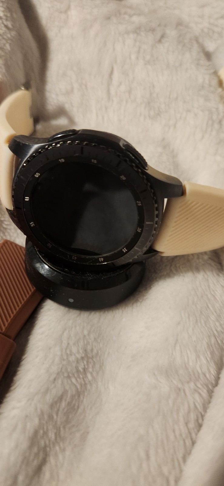 Samsung Galaxy Gear S3 Frontier Smart Watch SM- R760 GUC 46mm with accessories