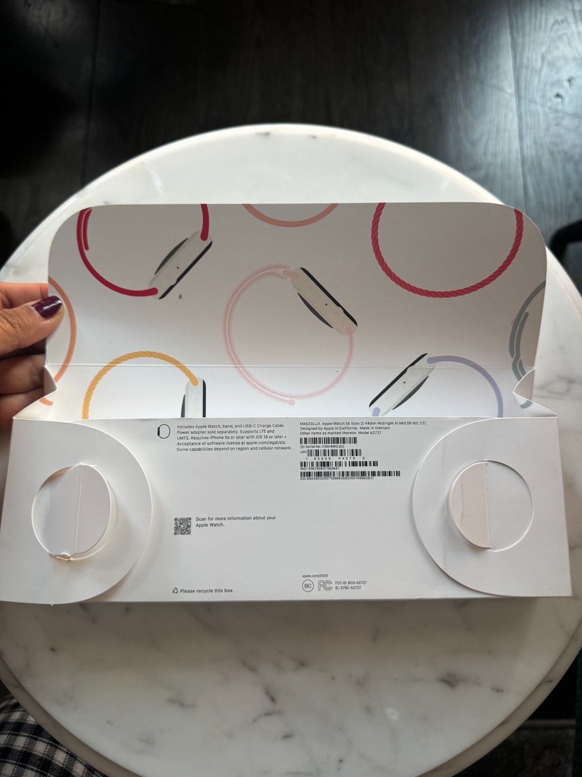 Selling 3 Brand New Apple Watches SE 2nd Gen 44mm GPS+LTE