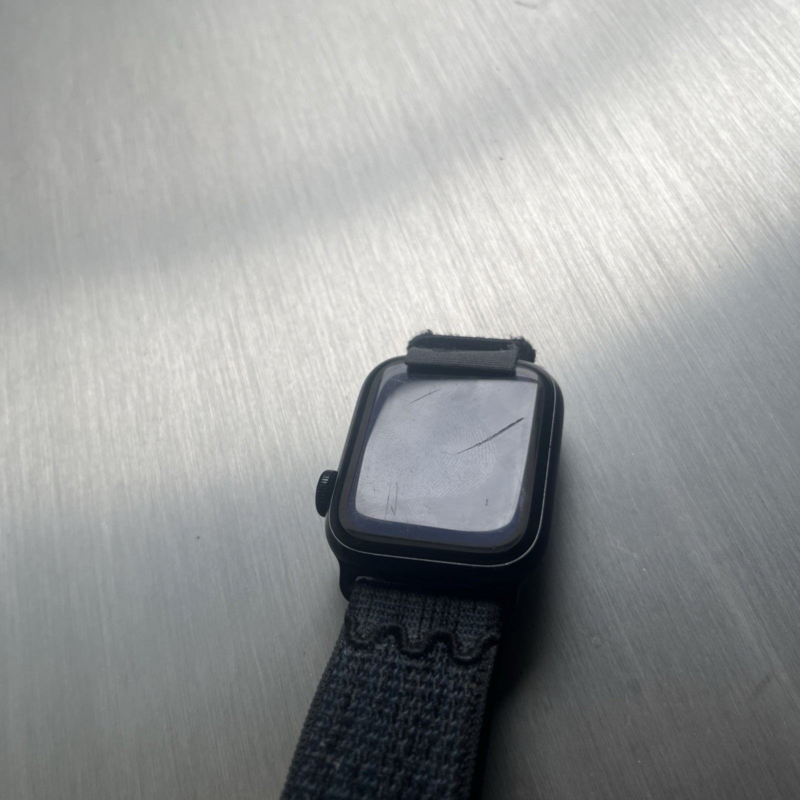 Apple Watch Nike Ion X GPS 40mm Space Gray Aluminum Case Black Sport Loop
