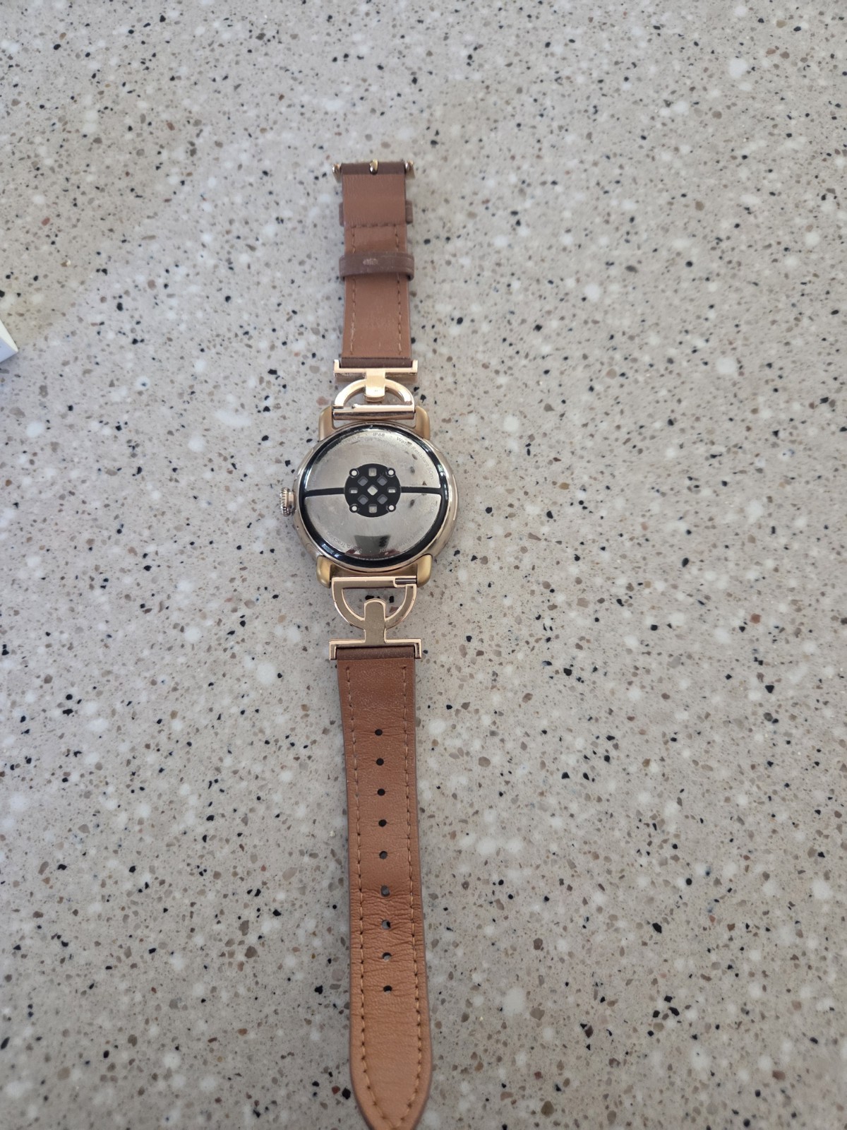 Google Pixel Watch 2 LTE 41 mm Silver with 3 bands – Gray, Rose Gold, Leather