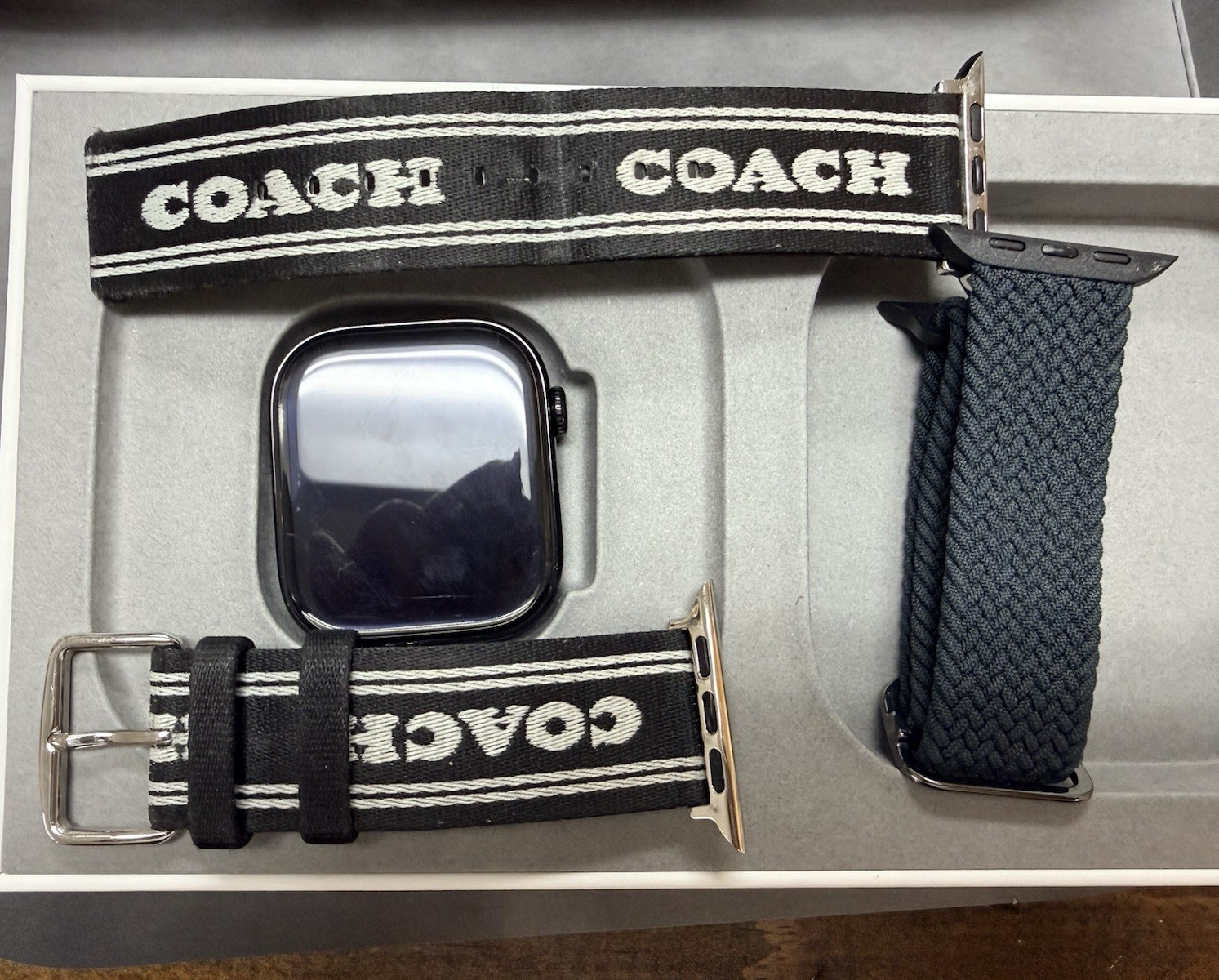 Coach Apple Watch Series 10/46mm 32GB Black w/ Fabric Band + Extra