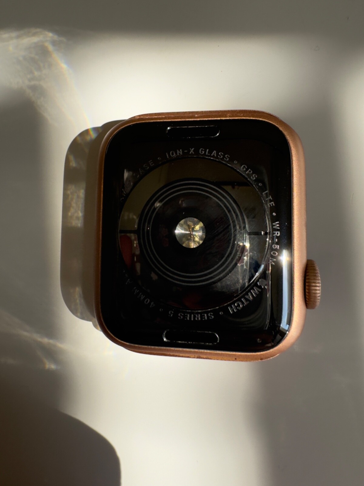 ‼️FREE SHIPPING‼️ Apple Watch Series 5 40mm GPS + WiFi + Cellular GOLD