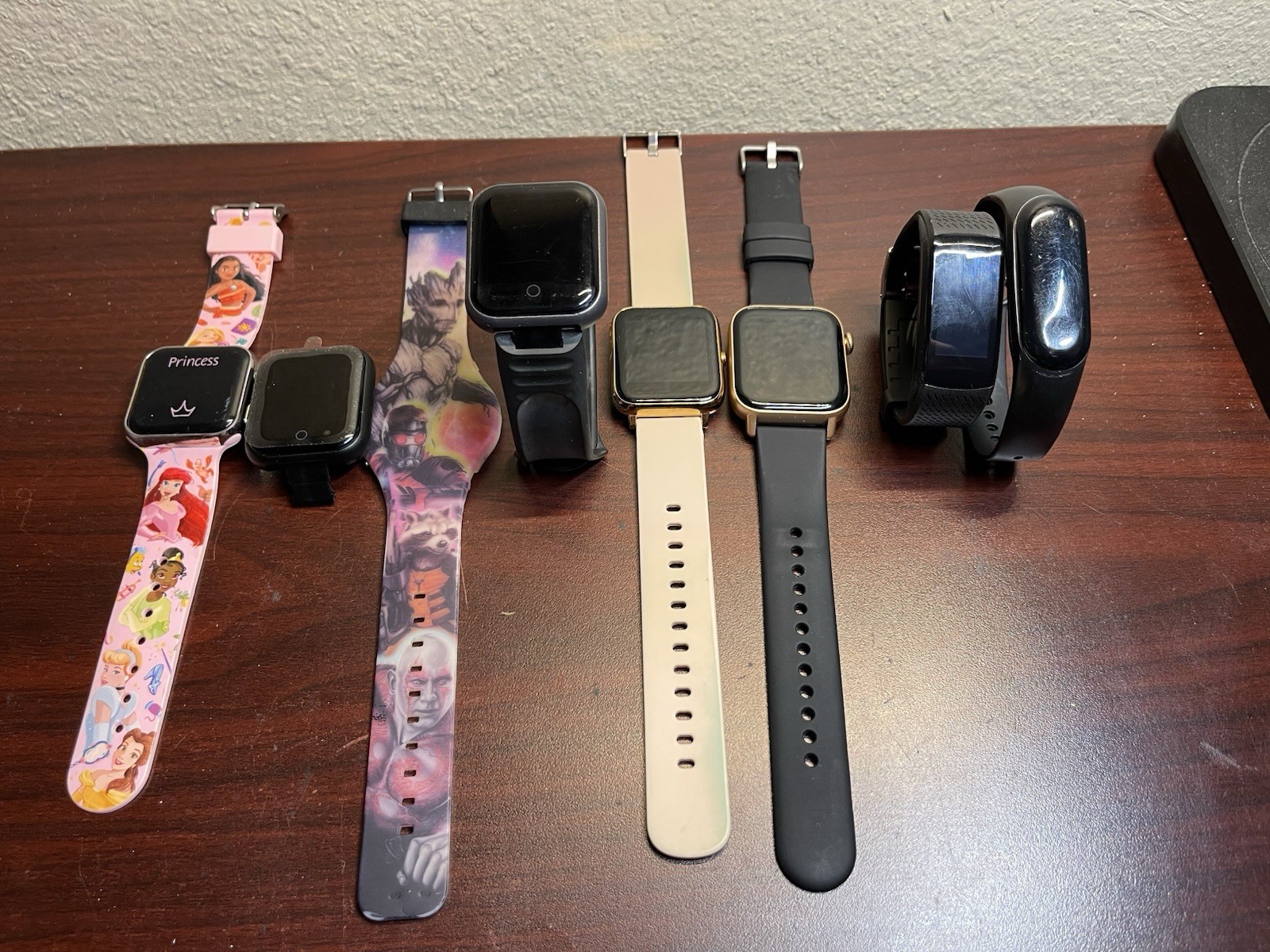Lot of 8 Misc Smart Watches No Chargers Untested