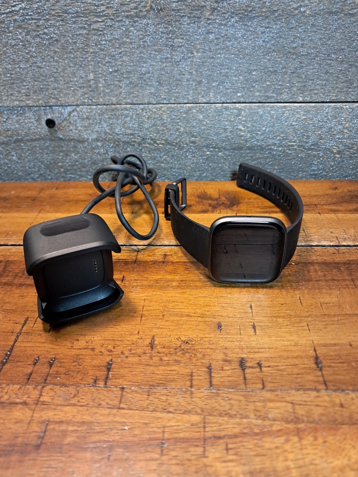 Fitbit Versa 2 – Health & Fitness Smart Watch Graphite Body / Black Band FB507