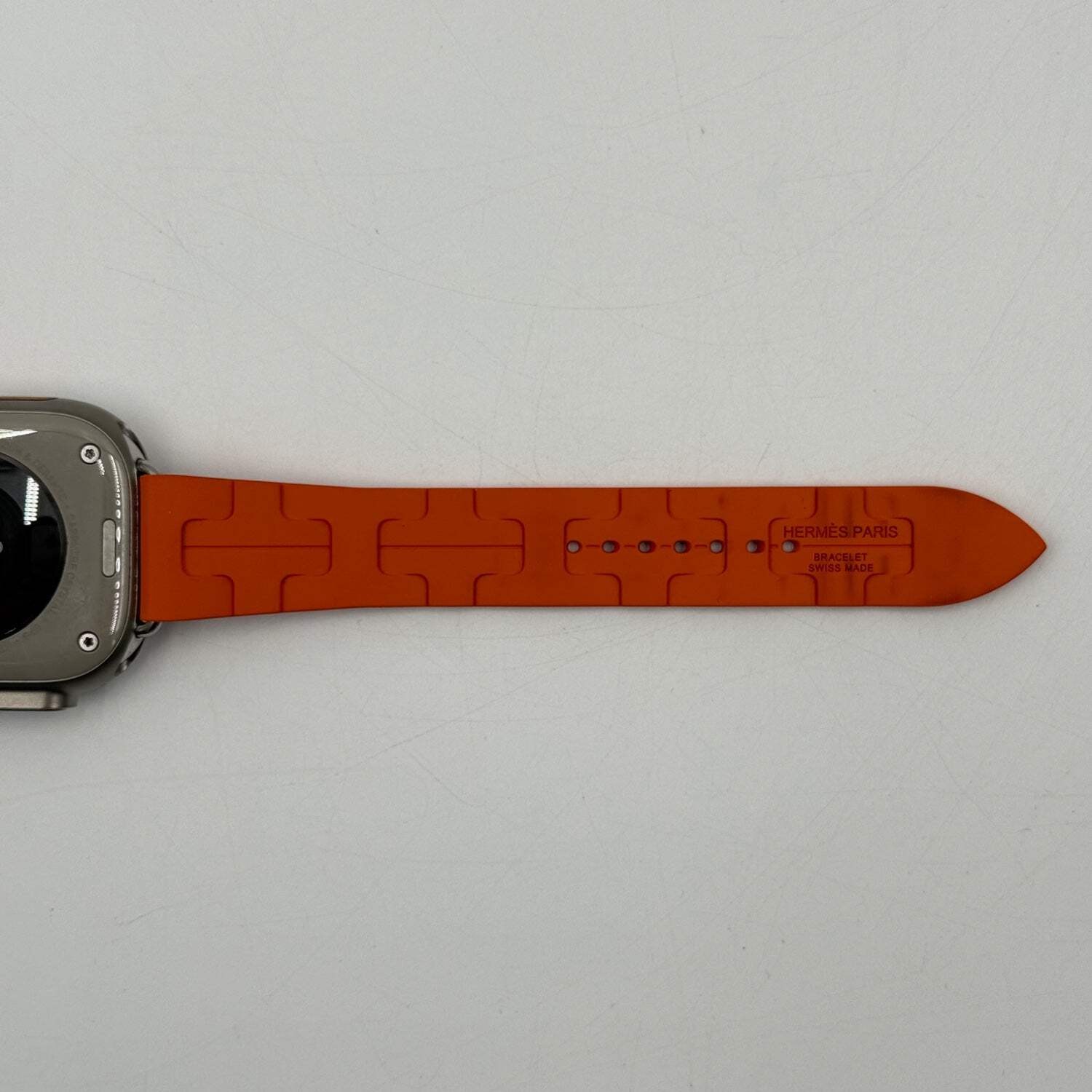 Unlocked Apple Watch Ultra 2 Hermès 49MM Natural Titanium With Orange Kilim Sing