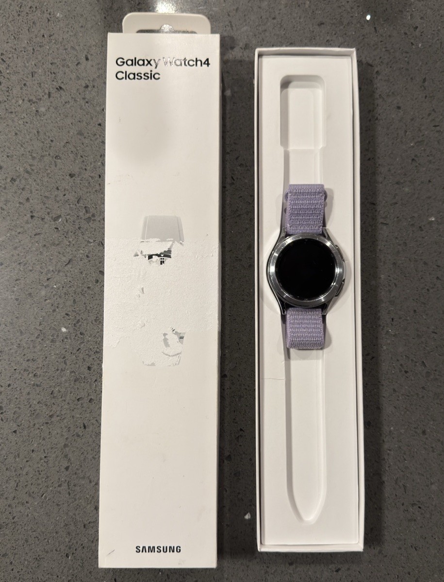 Samsung Galaxy Watch 4 Classic 42mm Wi-Fi SM-R880 Good Cond. White no Chgr