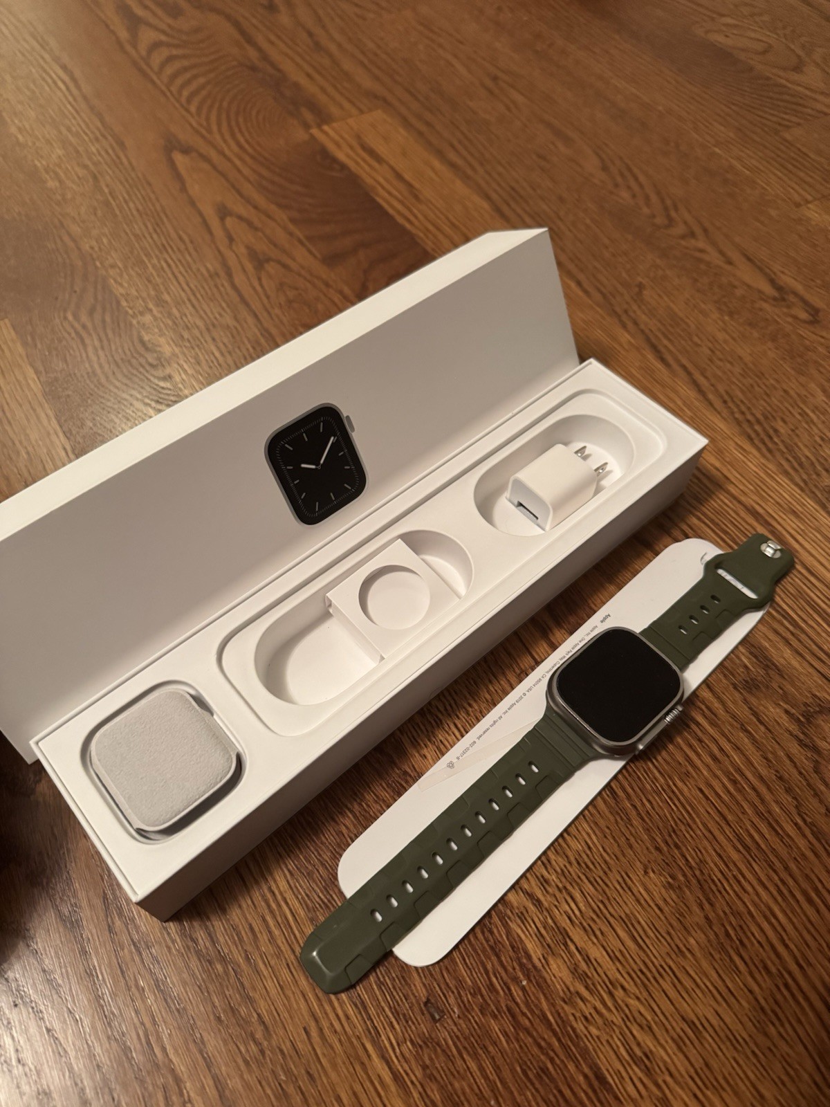 Apple Watch Ultra 49mm Titanium Case with Green Alpine Loop, Medium (GPS +…