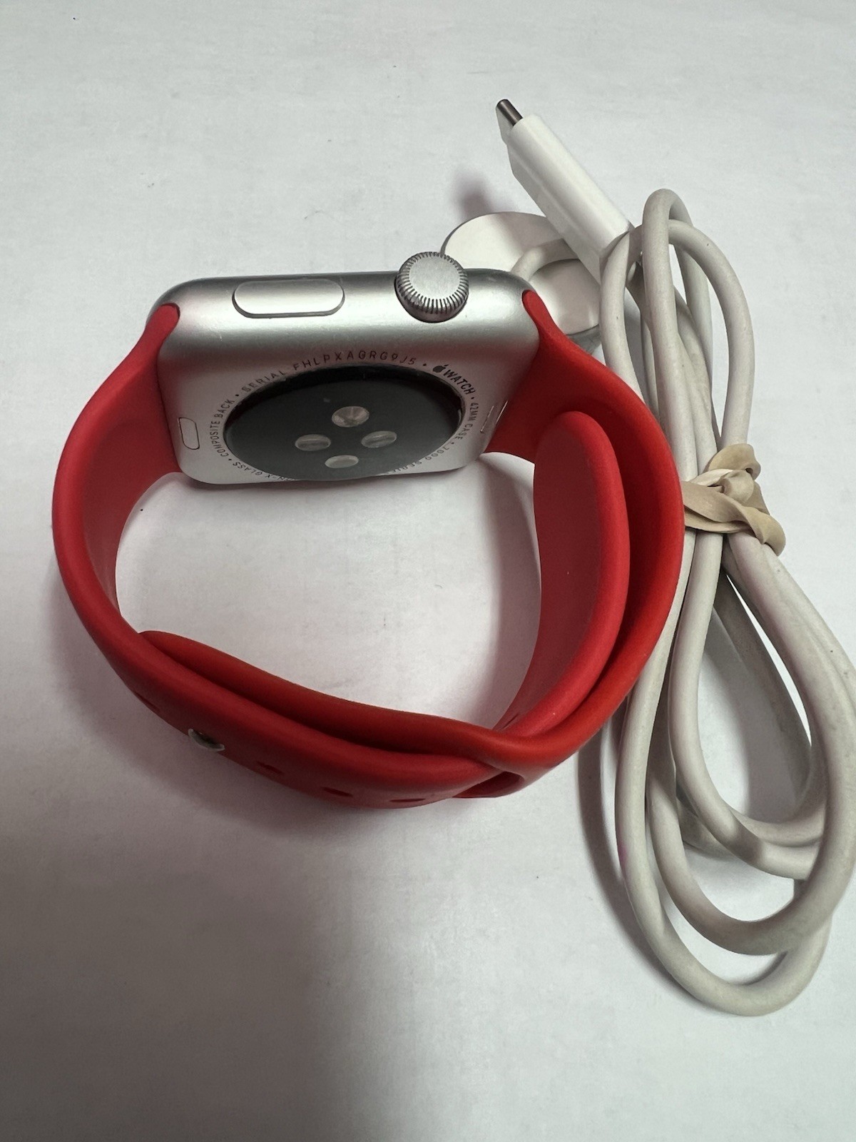 Apple Watch Sport 7000 Series Silver Aluminum 42mm Case White Sport Band