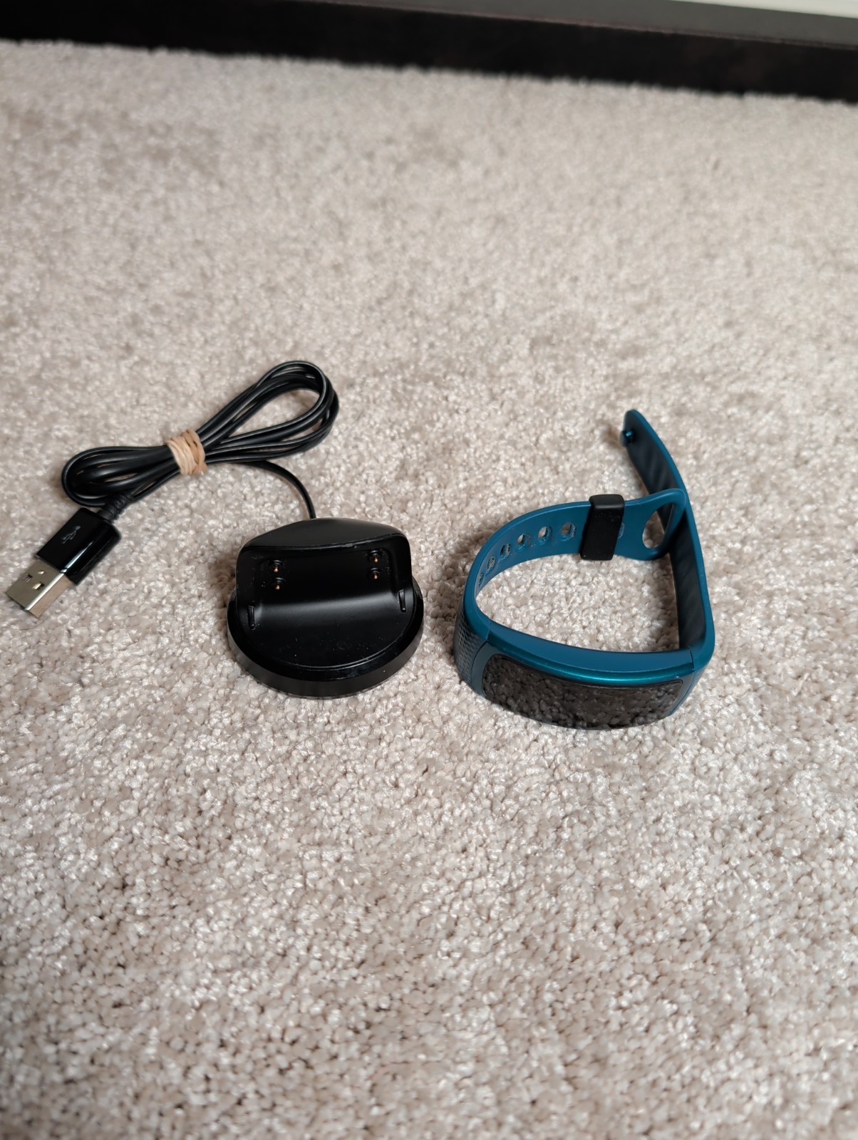 Untested Samsung Gear Fit 2 SM-R360 Smart Watch AMOLED Bluetooth