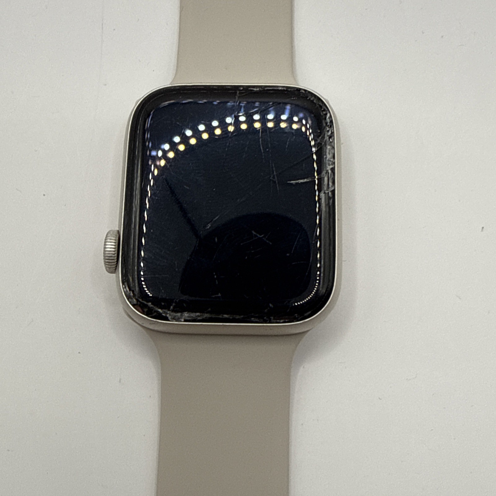 V493 Apple Watch SE 44mm (GPS + Cellular) Silver /white (Band + Charge)