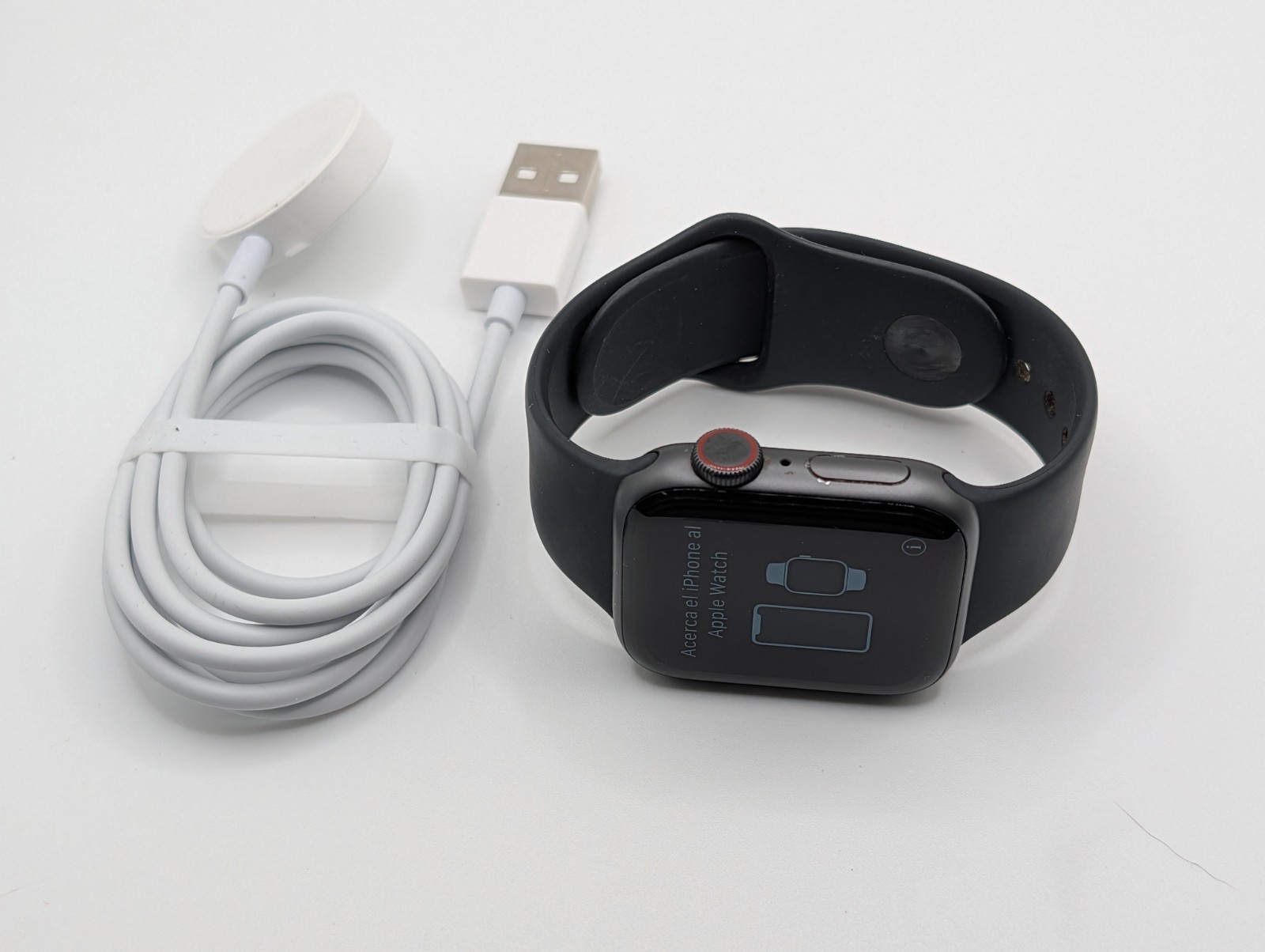 Used Apple Watch Series 4 40mm GPS with OEM Black Band