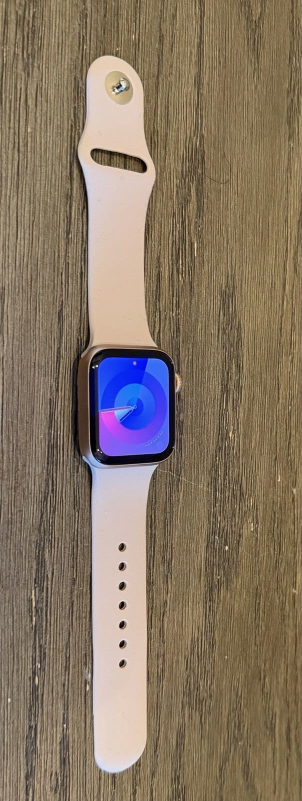 Apple Watch SE 40mm Gold Aluminum Case with Pink Sand Sport Band – Regular (GPS