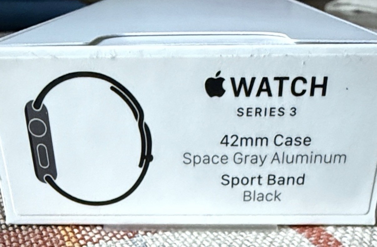 Apple Watch Series 3, 42mm Aluminum Case, Gray GPS Smartwatch