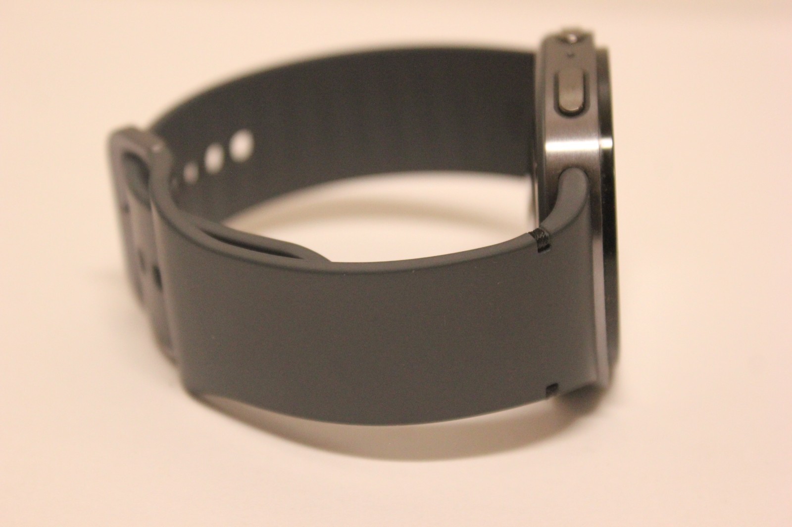 Unlocked Samsung Galaxy Watch8 Armor Aluminum SM-L335U E3B4